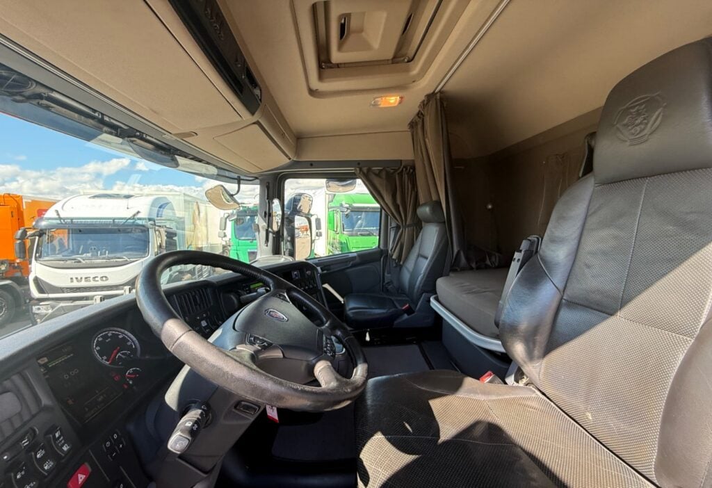 2015 Scania R580 6x4 Schwing 10m³ MFK