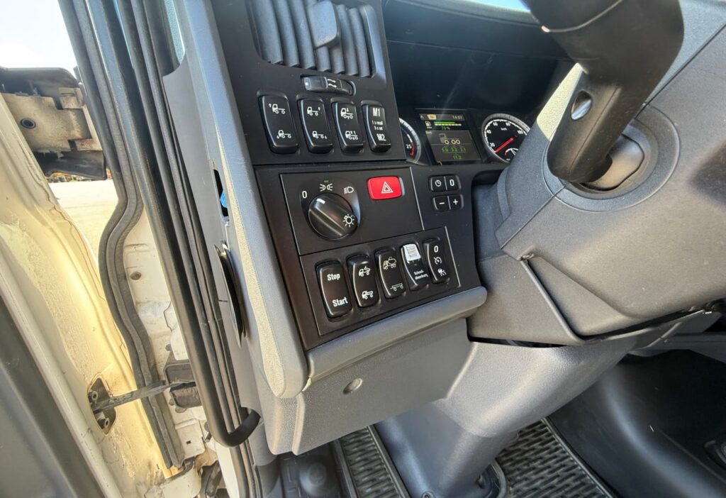 2015 Scania R580 6x4 Schwing 10m³ MFK