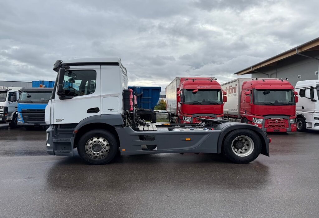 2013 Mercedes-Benz Antos 1843 4x2 ADR