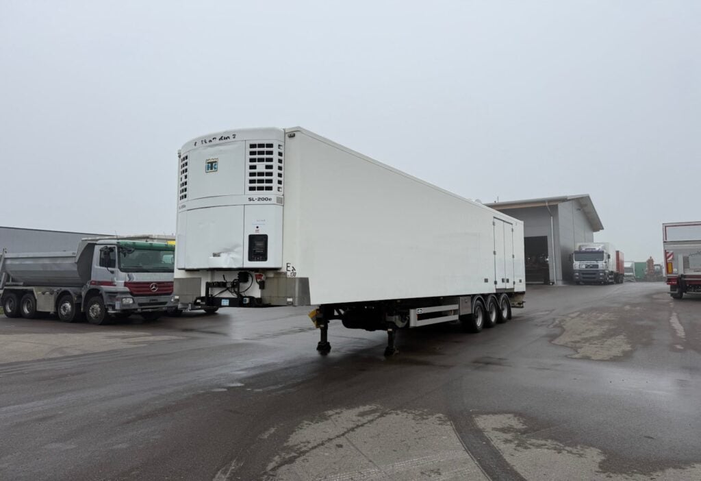 2003 Van Hool 3B0045 Thermo King