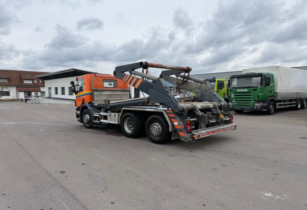 2014 Scania P360 LB 6x2*4 UT Gigant