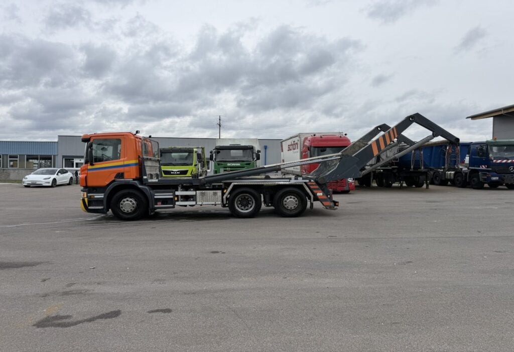 2014 Scania P360 LB 6x2*4 UT Gigant