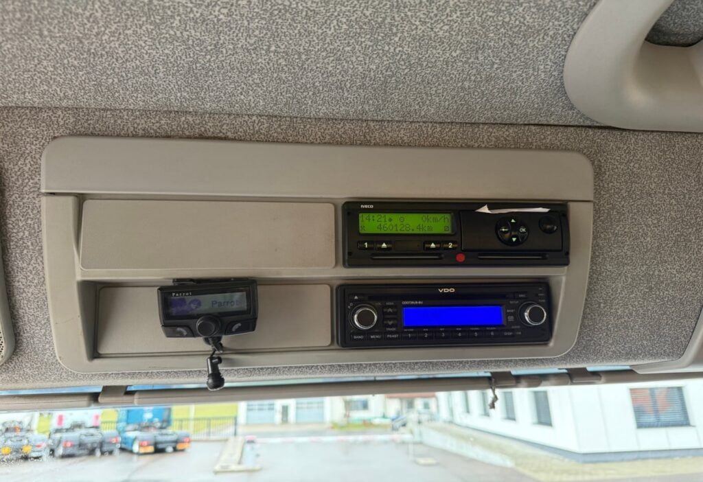 2012 Iveco 410T50-5 Trakker 10x4 Fahrgestell