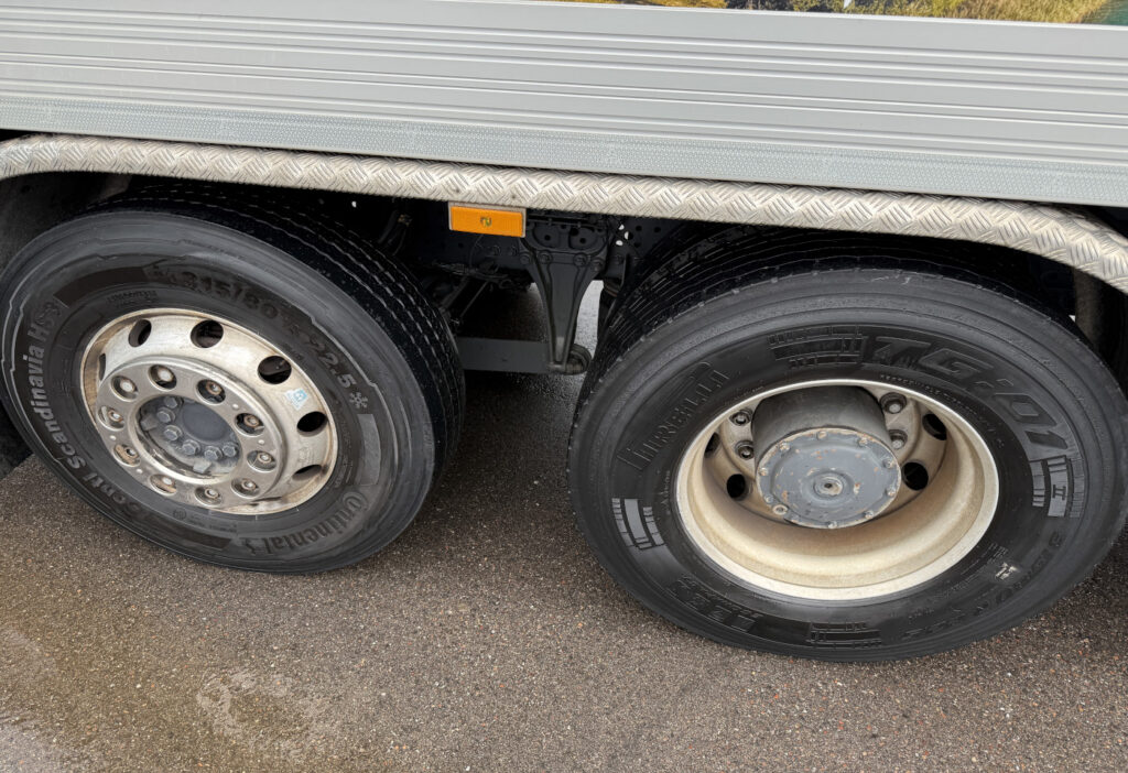 2015 Mercedes-Benz Econic 2635 6x2*4 Stummer