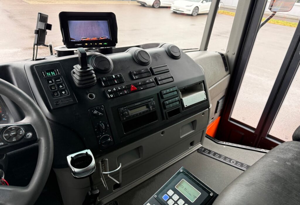 2016 Mercedes-Benz Econic 2635 6x2*6 Stummer