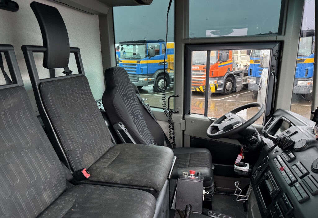 2016 Mercedes-Benz Econic 2635 6x2*6 Stummer