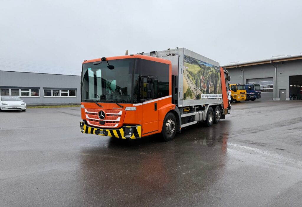 2016 Mercedes-Benz Econic 2635 6x2*6 Stummer