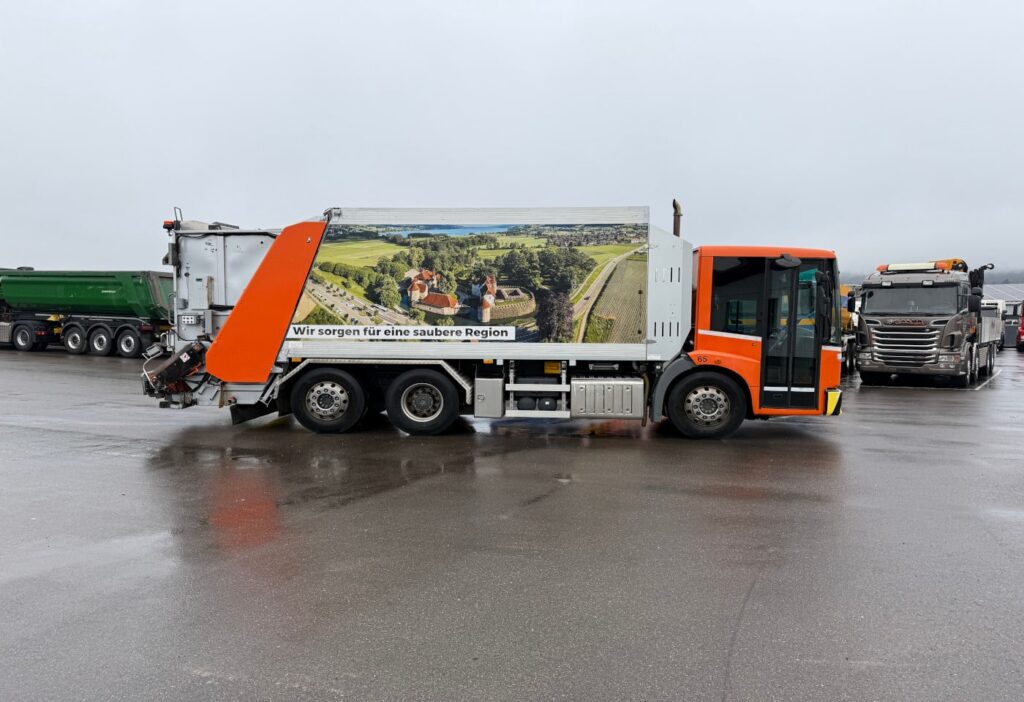 2016 Mercedes-Benz Econic 2635 6x2*6 Stummer