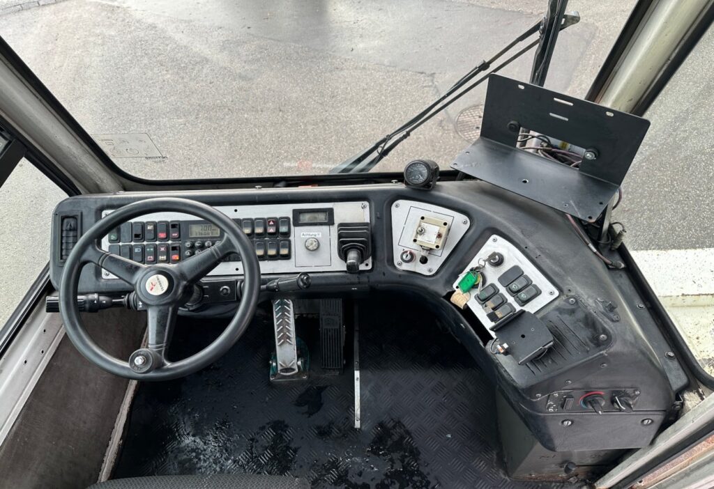 2013 Terberg YT222 4x2 Chassis-Kabine