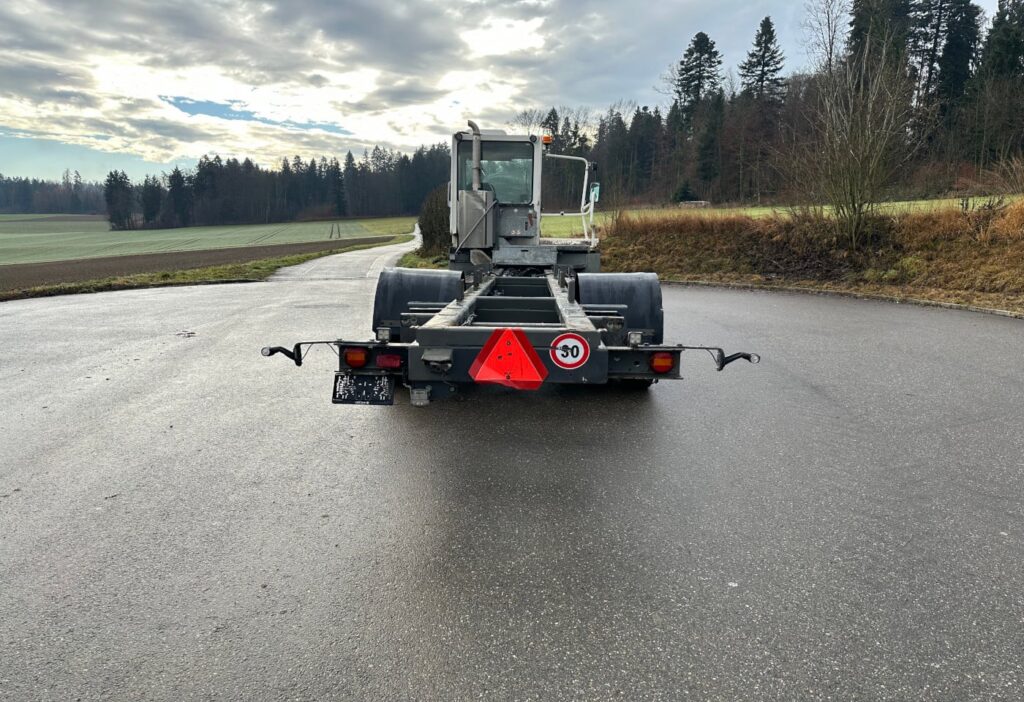2013 Terberg YT222 4x2 Chassis-Kabine