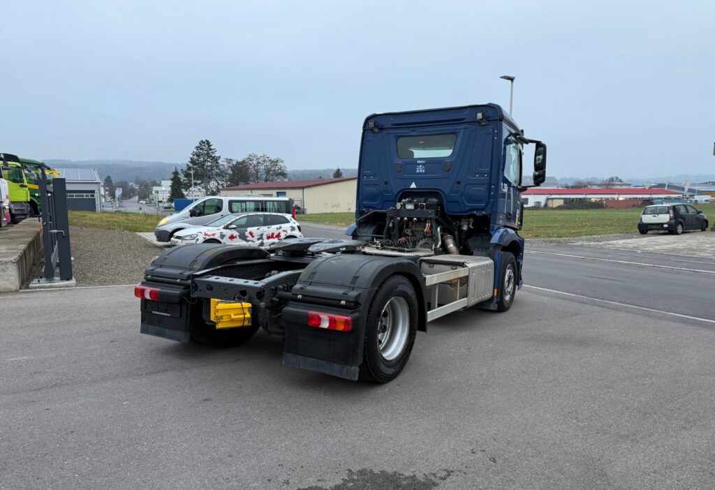 2015 Mercedes-Benz Antos 1851 4x2 Retarder