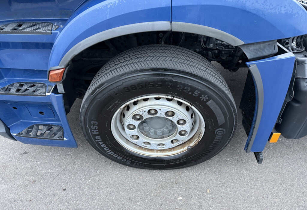 2015 Mercedes-Benz Antos 1851 4x2 Retarder