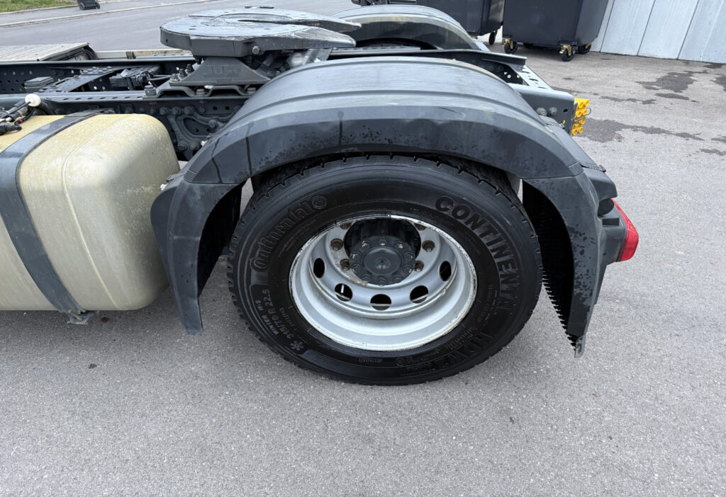 2015 Mercedes-Benz Antos 1851 4x2 Retarder