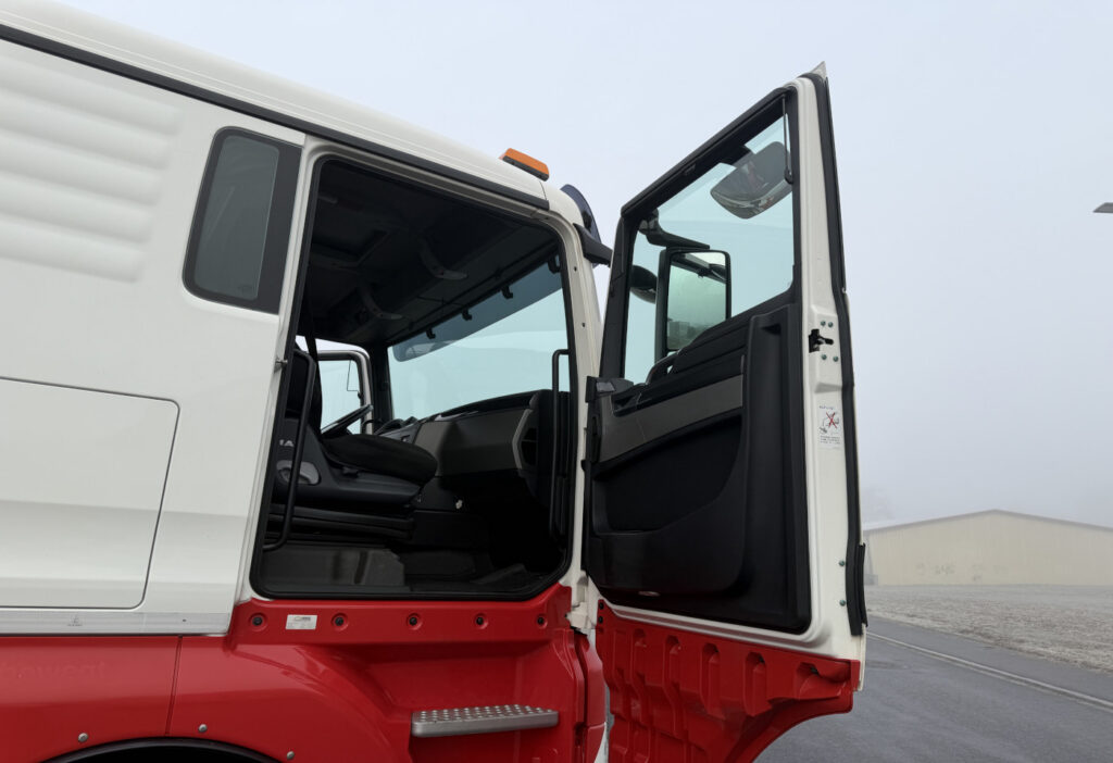 2013 MAN TGX 33.540 6x4 SLT Push 160 To