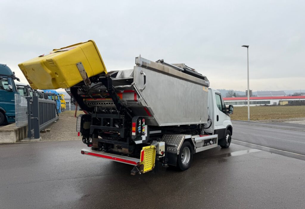 2016 Iveco 70C17H P Kommunal + Schneepflug
