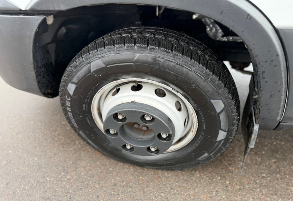 2016 Iveco 70C17H P Kommunal + Schneepflug