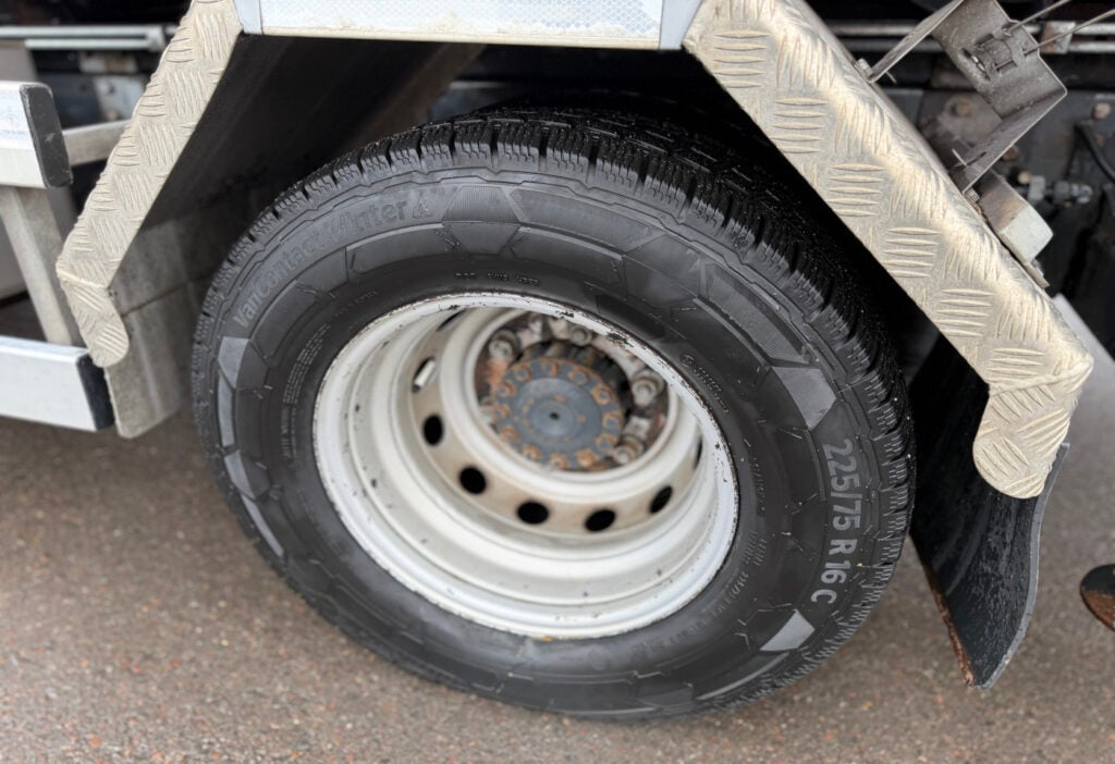 2016 Iveco 70C17H P Kommunal + Schneepflug