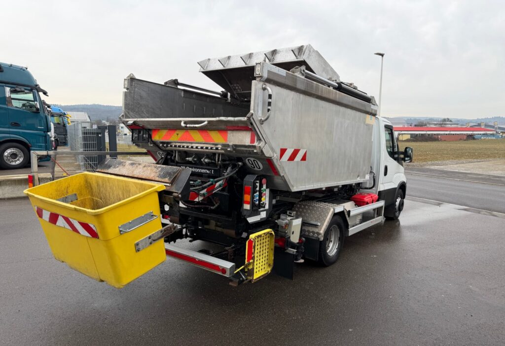 2016 Iveco 70C17 Kommunal + Schneepflug