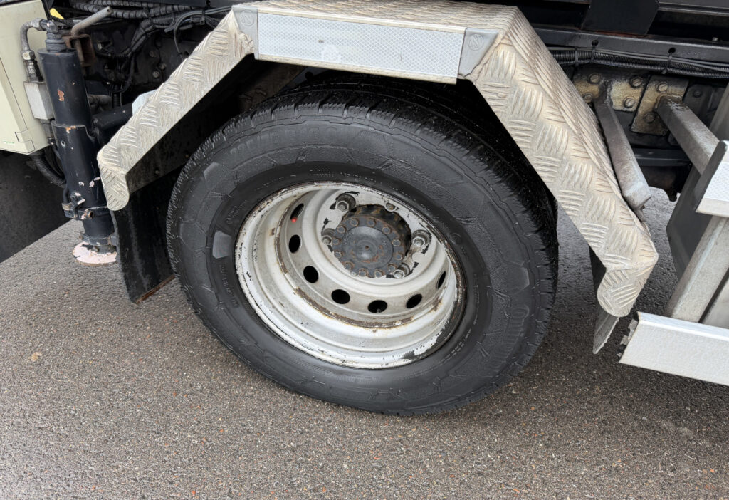 2016 Iveco 70C17 Kommunal + Schneepflug