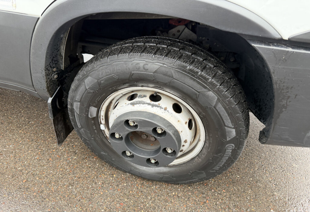 2016 Iveco 70C17 Kommunal + Schneepflug