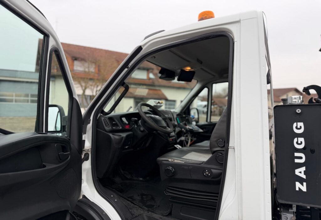 2016 Iveco 70C17 Kommunal + Schneepflug