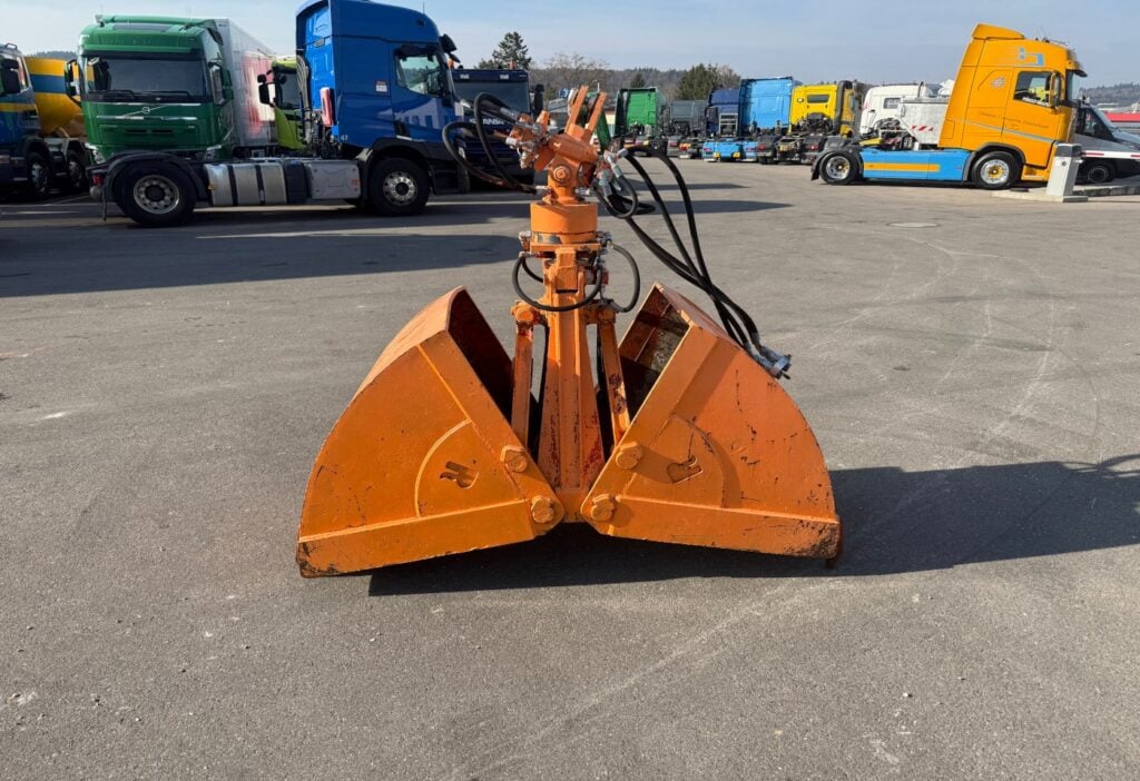 Schalengreifer mit Rotator