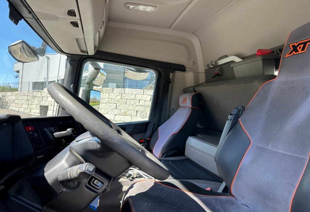 2020 Scania P 500 10x4 3-SK Trösch