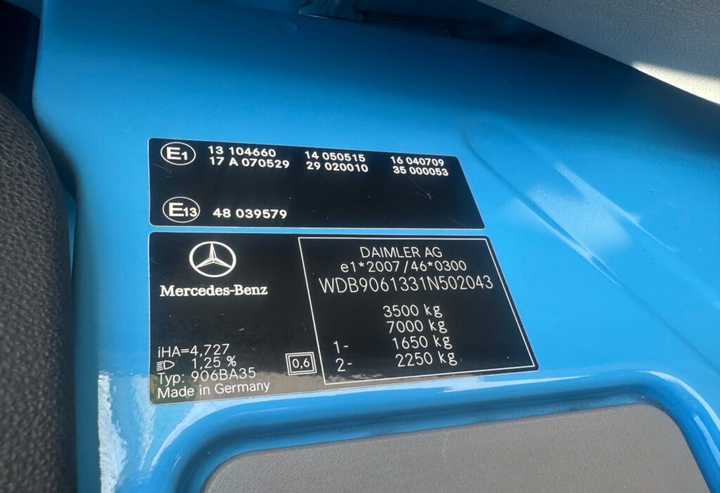 2011 Mercedes-Benz 316 CDI HB Motor Neu