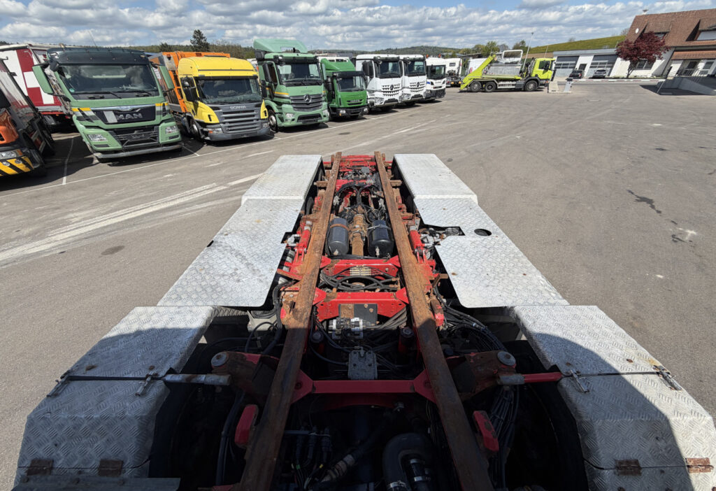 2011 Scania R560 CB 8x4 Fahrgestell EPTO