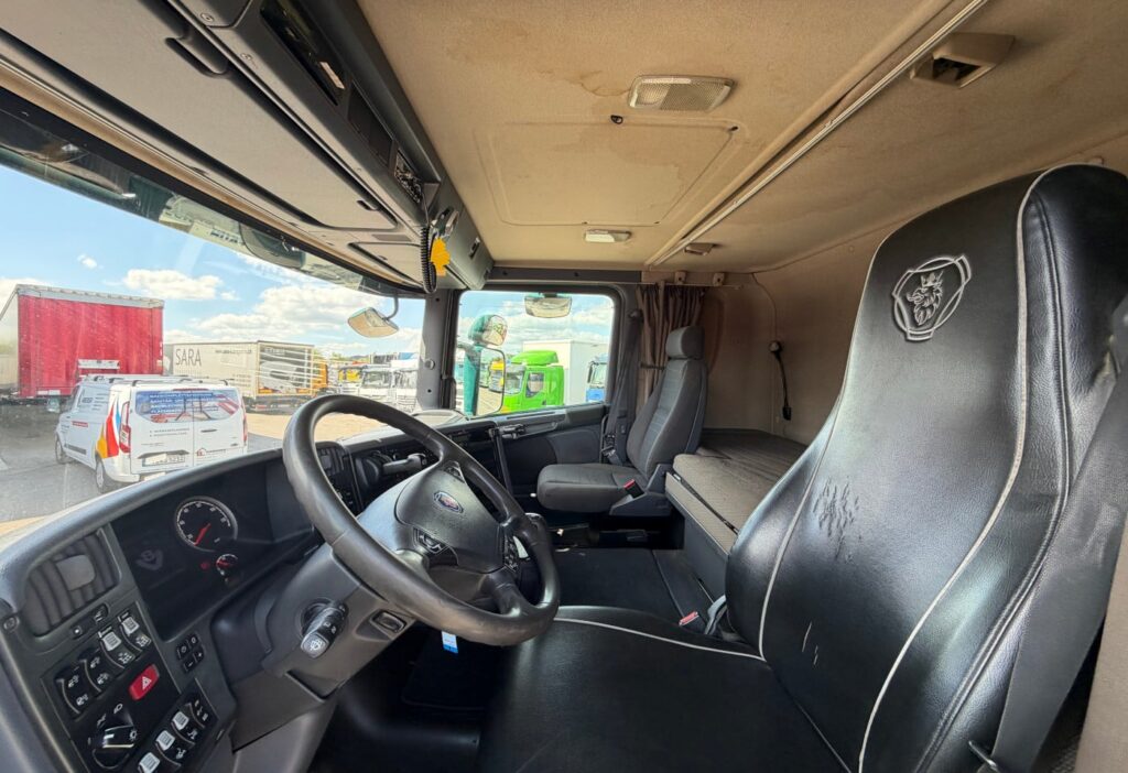 2011 Scania R560 CB 8x4 Fahrgestell EPTO