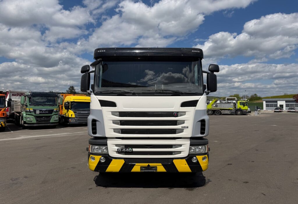2013 Scania G440LB 6x2*4 21m³ Kran
