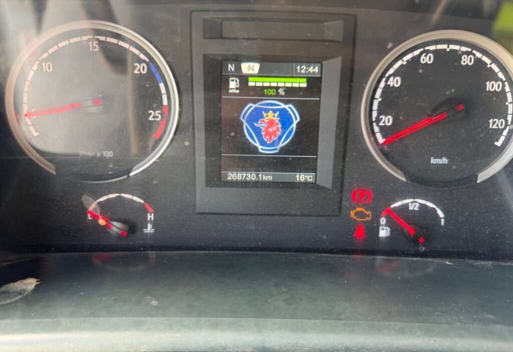 2013 Scania G440LB 6x2*4 21m³ Kran