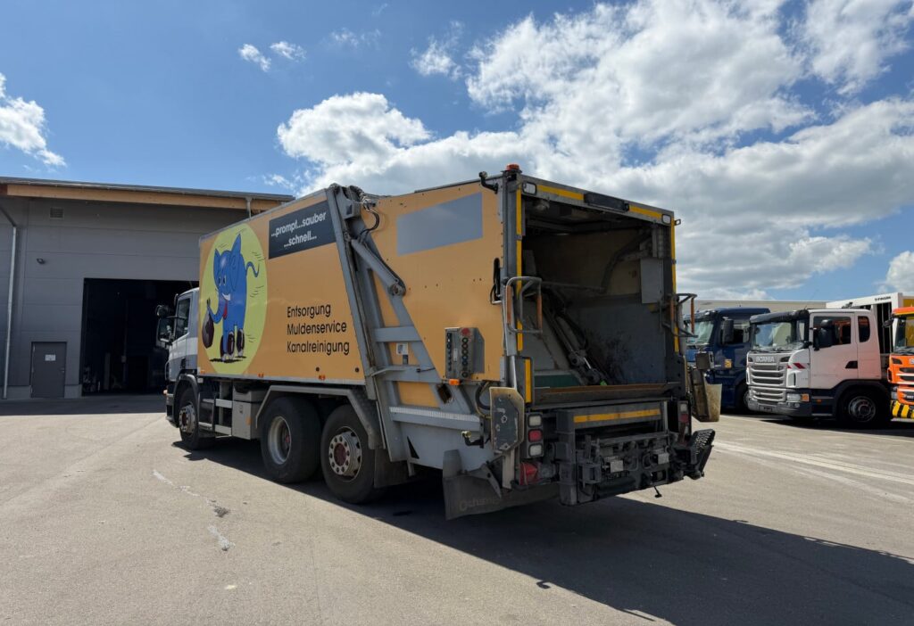 2012 Scania P320 LB6x2*4 Ochsner