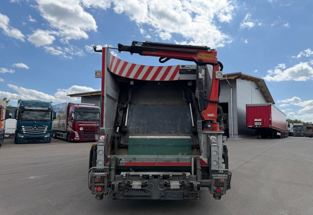 2013 Scania P320 LB 6x2*4 Ochsner + Palfinger PC 3800