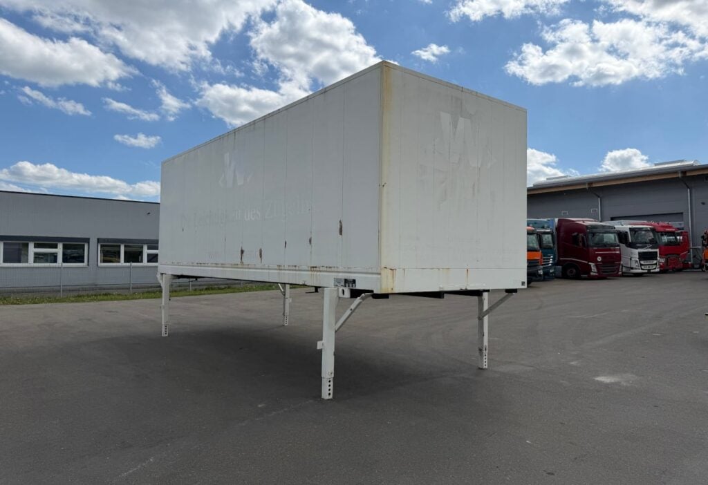 1999 WB Koffer Rolltor