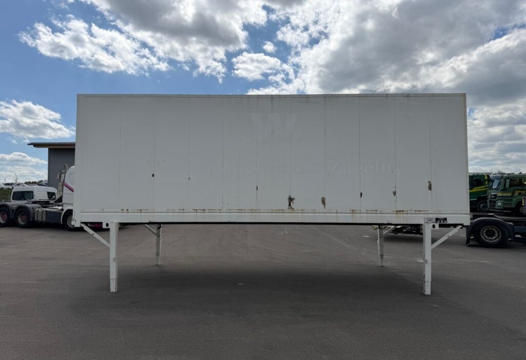 1999 WB Koffer Rolltor
