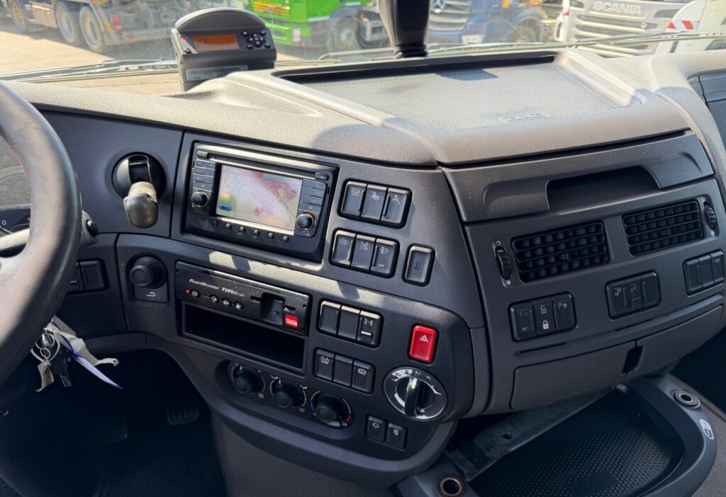 2014 DAF XF 410 4x2 BDF/HB