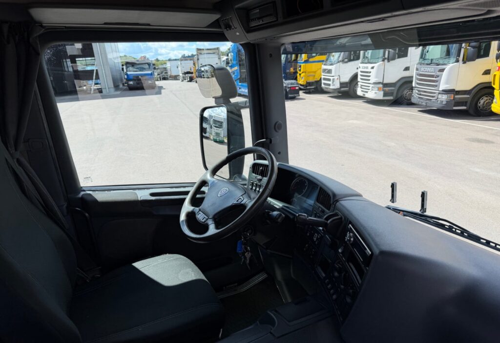 2017 Scania P410 6x4 UT