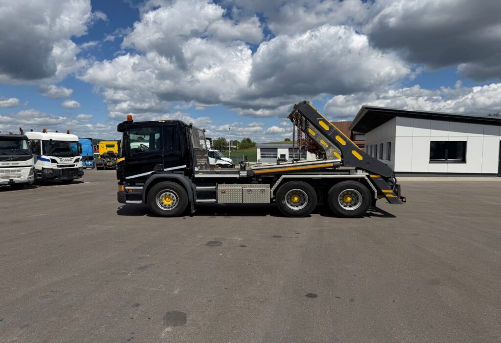 2017 Scania P410 6x4 UT