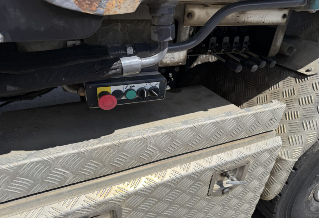2017 Scania P410 6x4 UT
