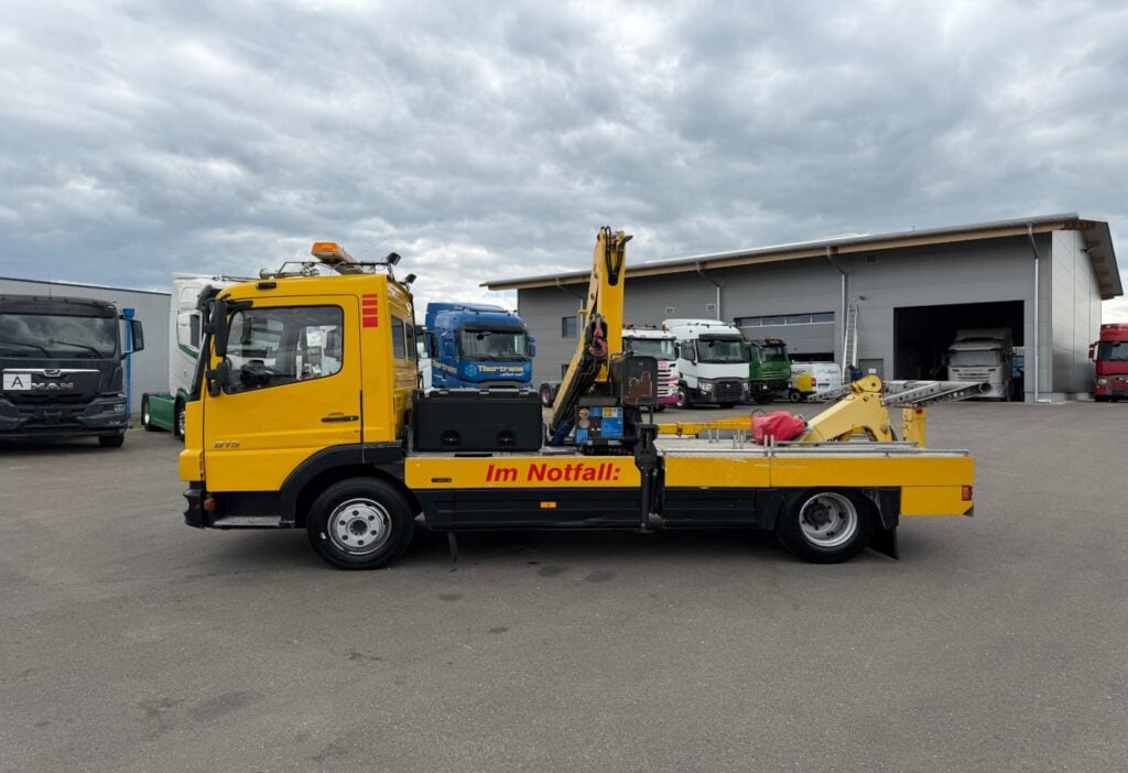 2005 Mercedes-Benz Atego 815 4x2 SE 105N/2