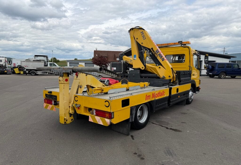 2005 Mercedes-Benz Atego 815 4x2 SE 105N/2