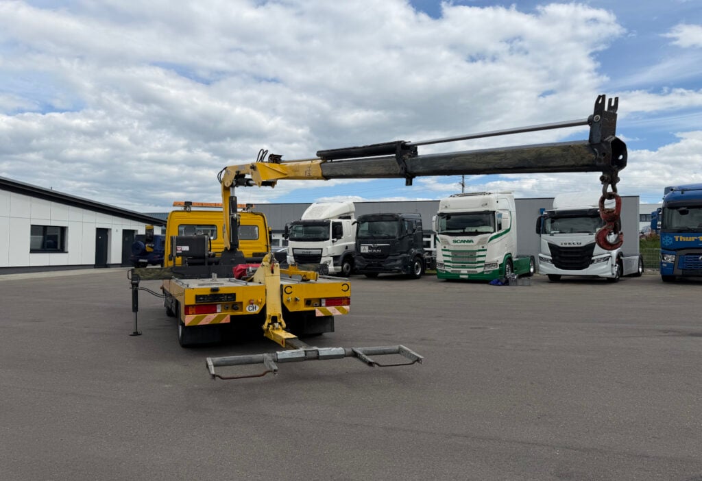 2005 Mercedes-Benz Atego 815 4x2 SE 105N/2