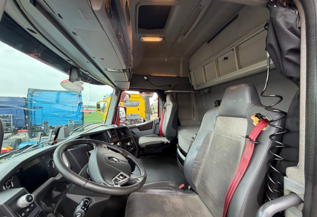 2016 Renault T460 4x2 SZM