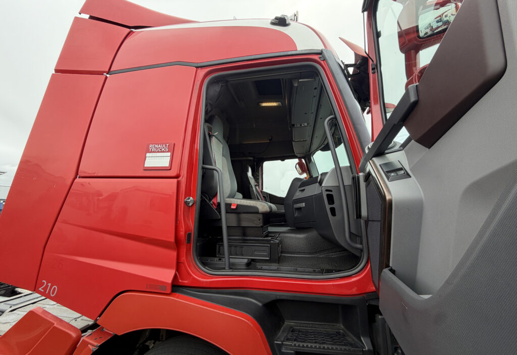 2016 Renault T460 4x2 SZM