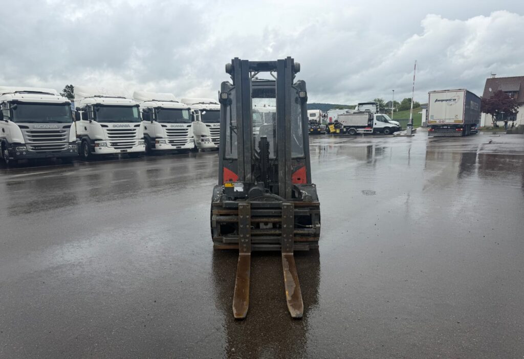 2019 Linde H30D-02 Stapler