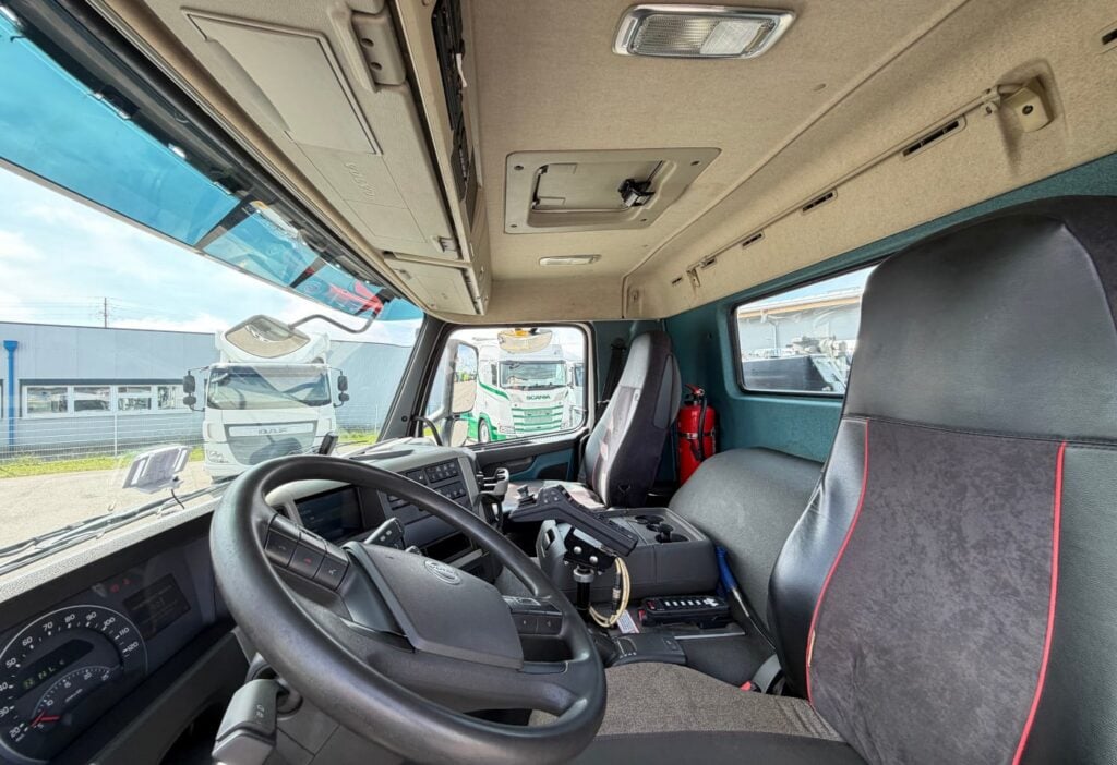 2018 Volvo FM-500 8x2 Hiab