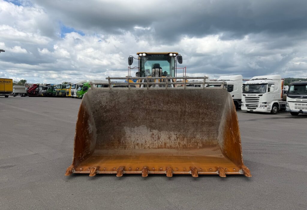 2018 Volvo L220H Radlader