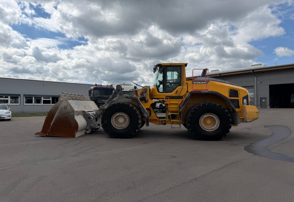 2018 Volvo L220H Radlader