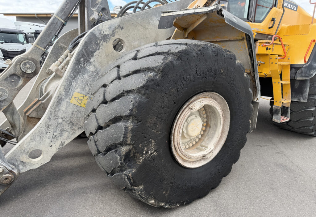 2018 Volvo L220H Radlader